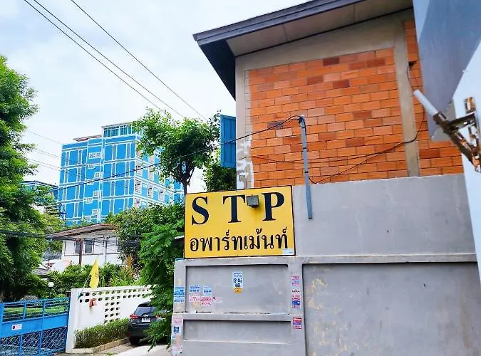 公寓 814-stp Homely Free Wi-fi And Near Bts Line 曼谷